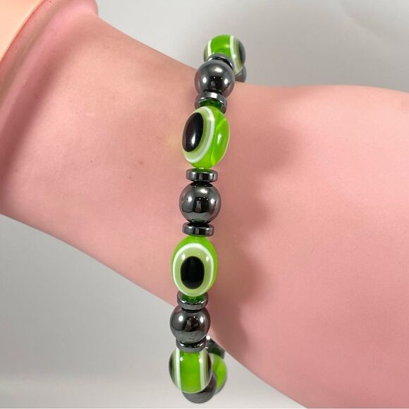 Turkish Lucky Evil Eye Magnetic Hematite Stretch Bracelet Green Black Boho - Picture 2 of 5